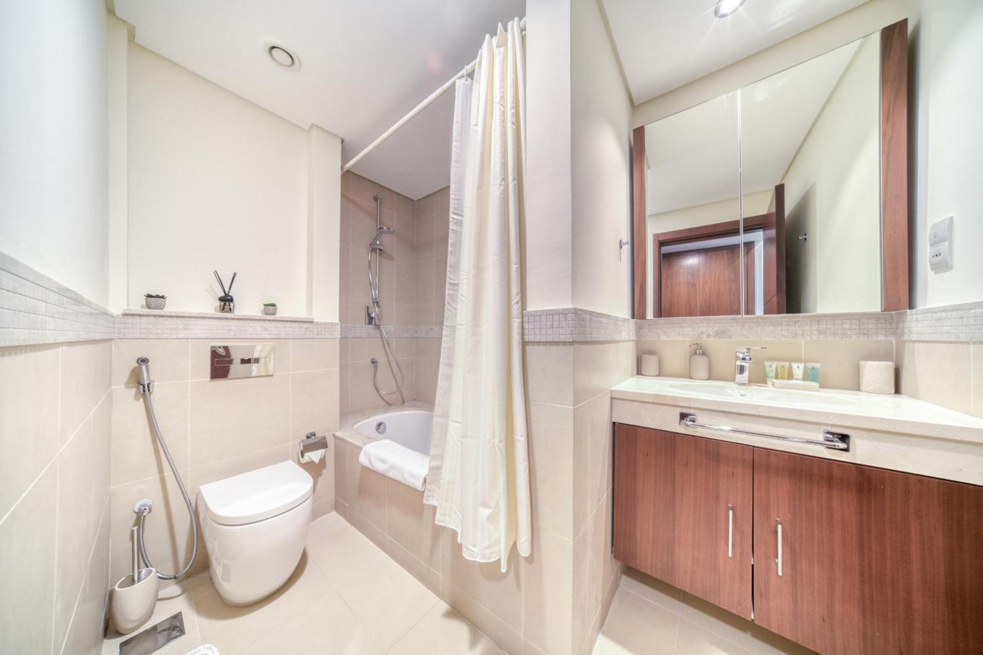 Burj Vista, Downtown Dubai - Burj Khalifa View - Mint Stay المظهر الخارجي الصورة